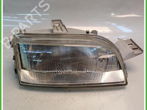 Used Right headlight Right headlight FIAT PUNTO Convertible (176_) 60 1.2 (58 hp) 40145265 40145265