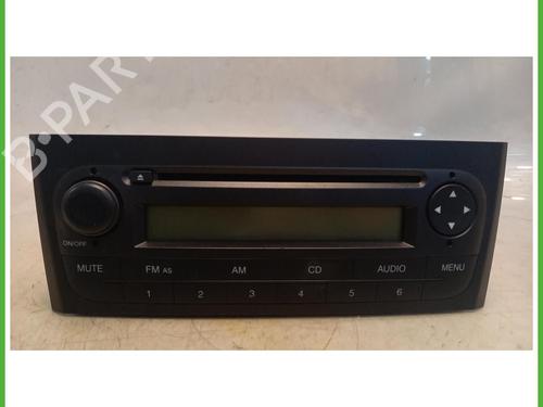 Used Radio Radio FIAT GRANDE PUNTO (199_) 1.2 (65 hp) 40076271 40076271