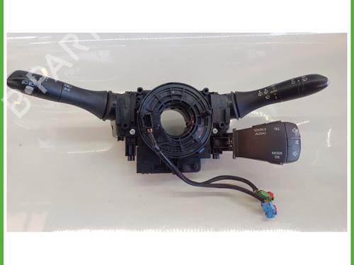 Used Switch RENAULT MEGANE IV Hatchback (B9A/M/N_) 1.5 dCi 110 (B9A3) (110 hp) 19790114