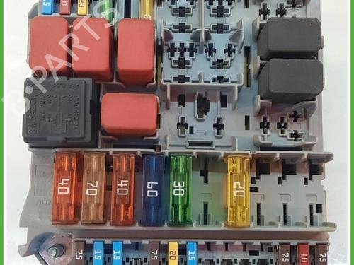 Used Fuse box Fuse box ALFA ROMEO 156 (932_) 1.9 JTD (932B2) (105 hp) 40133053 40133053