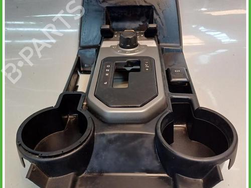 Middle console LAND ROVER DISCOVERY III (L319) 2.7 TD 4x4 | BP40145400I22 - Image 3