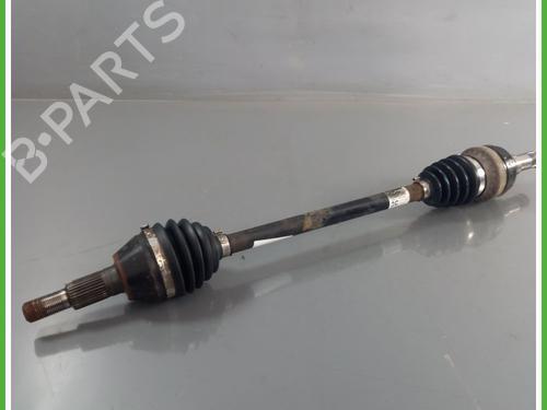 Used Left front driveshaft CHEVROLET CAPTIVA (C100, C140) 2.0 D 4WD (150 hp) 13708151