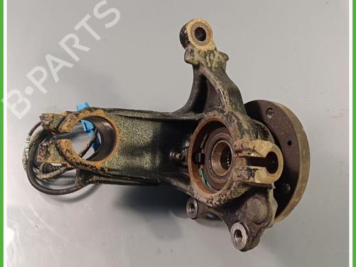 Used Right front steering knuckle Right front steering knuckle CITROËN C3 III (SX) 1.2 PureTech 82 (83 hp) 40140048 40140048