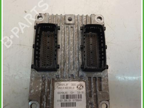 Used Engine control unit (ECU) FIAT GRANDE PUNTO (199_) 1.2 (65 hp) 31060896