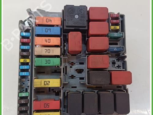 Used Fuse box FORD KA (RU8) 1.3 TDCi (75 hp) 17313384
