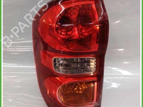 Venstre baglygte TOYOTA RAV 4 II (_A2_) 2.0 D 4WD (CLA20_, CLA21_, CLA20R, CLA21R) (116 hp) 18785075