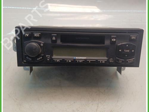 Used Radio CHEVROLET AVEO / KALOS Hatchback (T200) 1.2 (72 hp) 31143683
