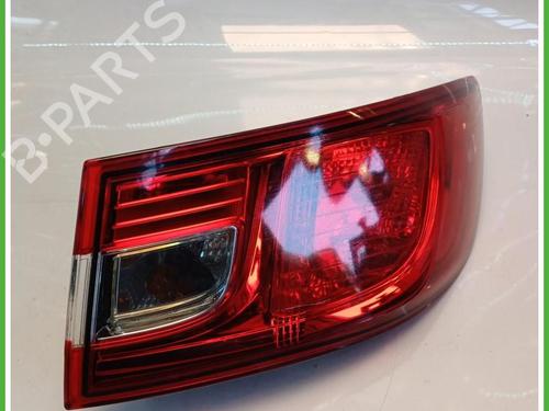 right-taillight-renault-clio-iv-bh_-2012-2013-2014-2015-2016-2017-2018-2019-2020-2021-40146490 main image