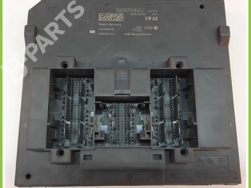 Used Control unit VW GOLF VII (5G1, BQ1, BE1, BE2) 1.6 TDI (110 hp) 11368363