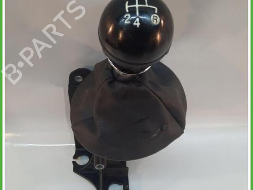 Used Gear lever Gear lever FIAT PANDA (141_) 1100 (54 hp) 40132245 40132245