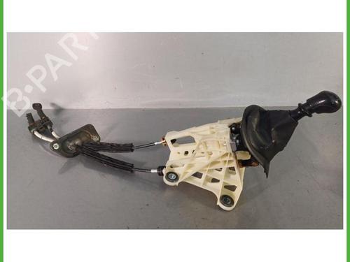 Used Gear lever Gear lever VW TRANSPORTER T6 Platform/Chassis (SFD, SFE, SFL, SFZ, SJD, SJ 2.0 TDI (102 hp) 40145725 40145725