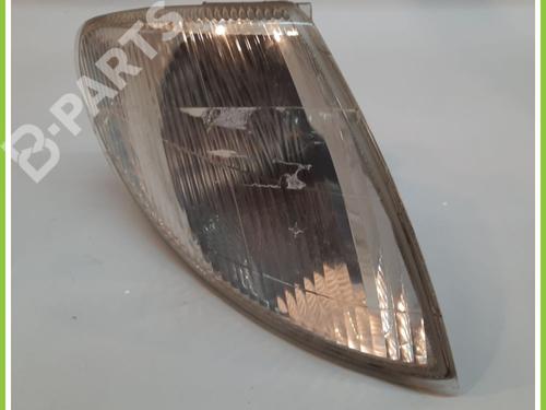 Blinklys fortil højre RENAULT MEGANE I Classic (LA0/1_) 1.6 e (LA0F, LA0S) (90 hp) 11721861