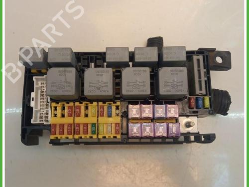 fuse-box-chevrolet-aveo-kalos-hatchback-t200-2003-2004-2005-2006-2007-2008-40147236 main image