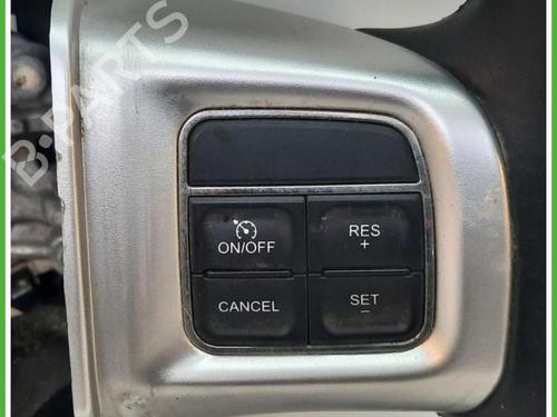 Steering wheel FIAT FREEMONT (345_) 2.0 JTD | BP40135346C49 - Image 3