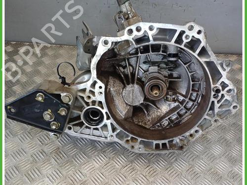 Used Gearbox Gearbox SUZUKI SWIFT III (MZ, EZ) 1.3 DDiS (RS413D) (69 hp) 40074518 40074518