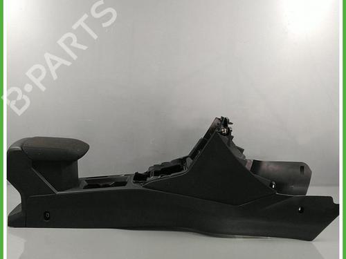 Used Middle console Middle console VW T-ROC (A11, D11) 1.5 TSI (150 hp) 40133107 40133107