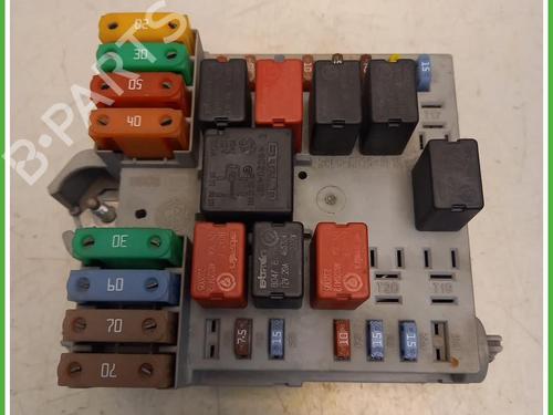 Used Fuse box Fuse box LANCIA YPSILON (843_) 1.2 (843.AXA1A) (60 hp) 40148969 40148969