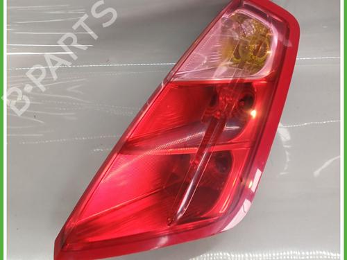 Used Right taillight FIAT GRANDE PUNTO (199_) 1.3 D Multijet (75 hp) 18900551