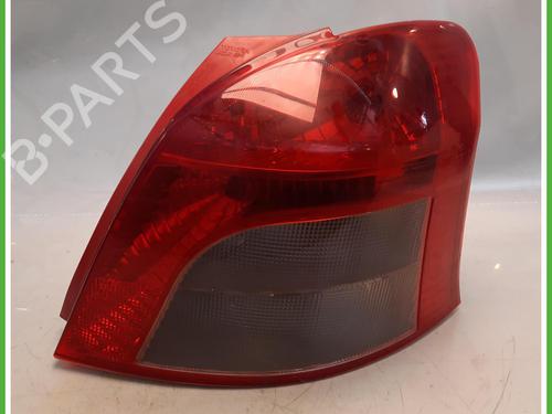 Used Right taillight Right taillight TOYOTA YARIS (_P9_) 1.3 VVT-i (SCP90_, SCP90R) (87 hp) 40073573 40073573