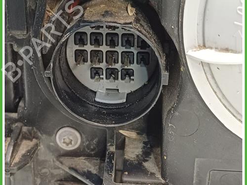 Left headlight LAND ROVER DISCOVERY III (L319) 2.7 TD 4x4 | BP24020109C28 
