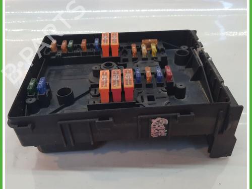 Fuse box VW GOLF V (1K1) 1.6 FSI | BP12436761E1 