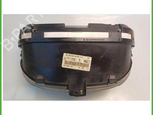 Instrument cluster FIAT PANDA (169_) 1.2 (169.AXB11, 169.AXB1A) | BP25463738C47 