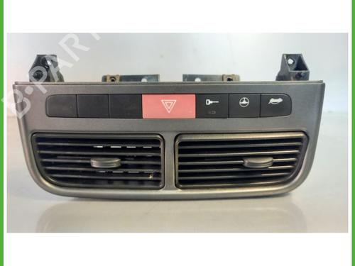 Used Air vent FIAT GRANDE PUNTO (199_) 1.3 D Multijet (75 hp) 30096766