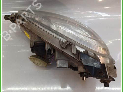 Right headlight MERCEDES-BENZ A-CLASS (W168) A 140 (168.031, 168.131) | BP18785029C29 