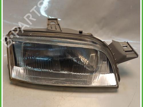 Right headlight FIAT PUNTO (176_) 55 1.1 | BP30832537C29 