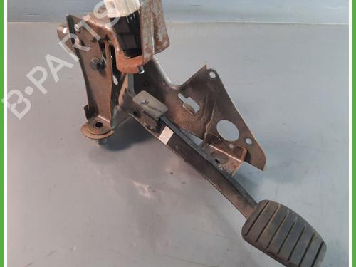 Used Pedal RENAULT CLIO IV (BH_) 1.5 dCi 75 (75 hp) 14912344