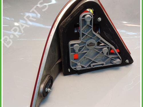 Right taillight MERCEDES-BENZ C-CLASS (W203) C 220 CDI (203.006, 203.008) | BP27409638C35 