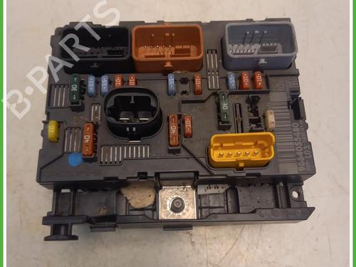 Used Fuse box Fuse box CITROËN C3 I (FC_, FN_) 1.4 16V (88 hp) 40074644 40074644