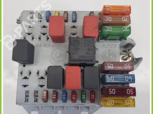 Used Fuse box FIAT PUNTO (188_) 1.2 60 (188.030, .050, .130, .150, .230, .250) (60 hp) 11368443