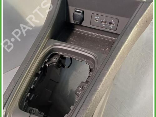 Middle console RENAULT CAPTUR II (HF_) TCe 90 (HFM6) | BP40144242I22 - Image 5