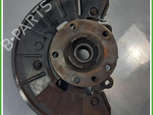 Used Right front steering knuckle Right front steering knuckle PORSCHE CAYENNE (9PA) 3.2 (250 hp) 40134982 40134982