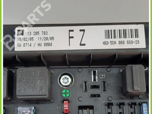 Zekeringkast OPEL ASTRA H (A04) 1.7 CDTI (L48) | BP11368643E1 