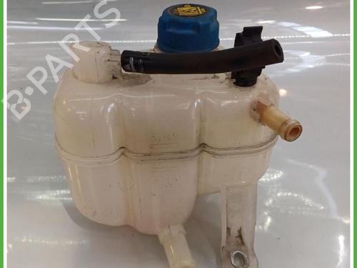 Used Expansion tank Expansion tank FIAT PANDA (312_, 319_) 0.9 Natural Power (312PXG1A, 312PYC1A) (86 hp) 40140916 40140916