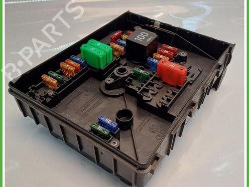 Fuse box VW TOURAN (1T1, 1T2) 2.0 EcoFuel | BP26706001E1 