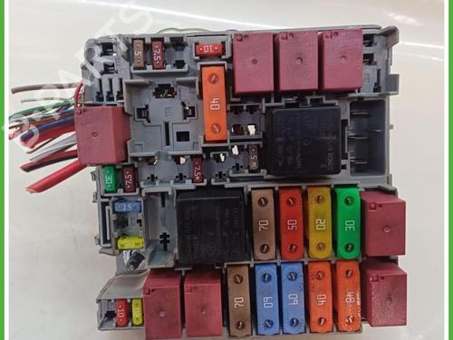 Used Fuse box Fuse box FIAT TIPO Saloon (356_, 357_) 1.3 D (356SXB1A, 356SXH1A, 356SXD1A) (95 hp) 40138679 40138679