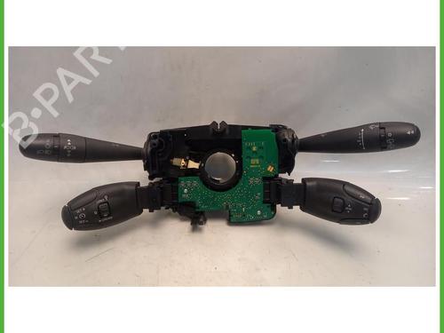 Used Switch Switch CITROËN C3 II (SC_) 1.2 VTi 82 (82 hp) 40194637 40194637