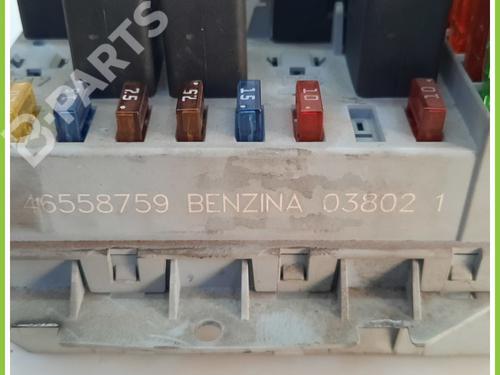 Fuse box ALFA ROMEO 147 (937_) 1.6 16V T.SPARK (937.AXA1A, 937.AXB1A, 937.BXB1A) | BP11368651E1