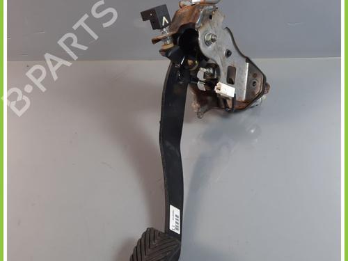 Used Pedal KIA SPORTAGE III (SL) 1.7 CRDi (116 hp) 12151065