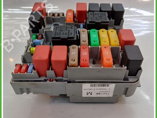 Fuse box FIAT PUNTO EVO (199_) 1.2 | BP18711574E1 