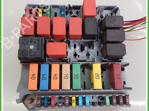 Used Fuse box Fuse box FIAT 500 (312_) 1.3 D Multijet (312AXB1A) (75 hp) 40141813 40141813