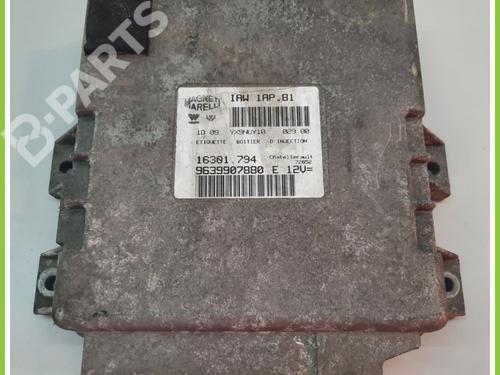 Used Engine control unit (ECU) PEUGEOT 206 Hatchback (2A/C) 1.4 i (75 hp) 11740652
