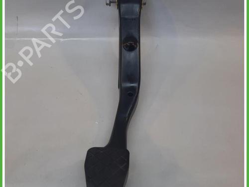 Used Pedal Pedal VW GOLF VI (5K1) 1.2 TSI (105 hp) 40133912 40133912
