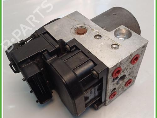 Used ABS pump TOYOTA YARIS (_P1_) 1.0 (SCP10_, SCP10R) (65 hp) 27409941