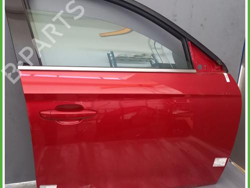Used Right front door OPEL CORSA F (P2JO) 1.2 (68) (75 hp) 24491808