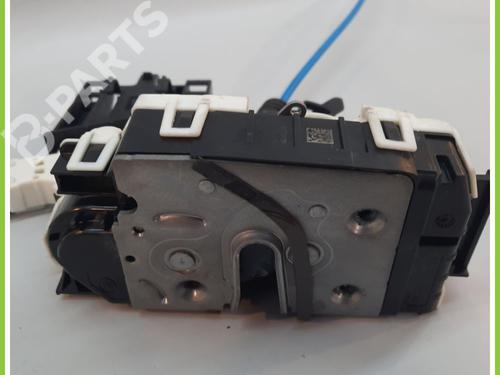 Front left lock MERCEDES-BENZ GLA-CLASS (X156) GLA 200 CDI / d (156.908) | BP11719883C98 