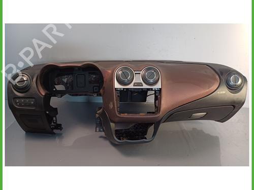 Used Dashboard ALFA ROMEO MITO (955_) 1.3 MultiJet (955AXH1B, 955AXT1A) (90 hp) 20085699